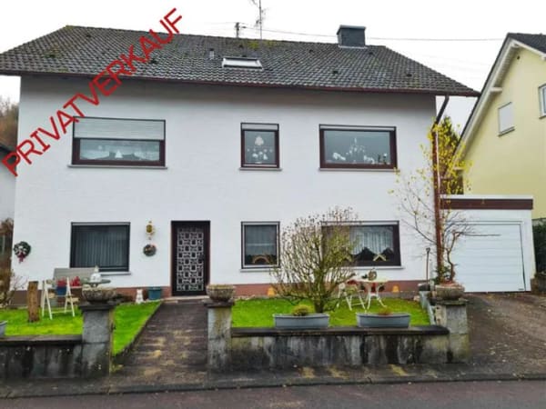 Immobilie in Scheuerfeld - Viel Platz in Scheuerfeld: Großzügiges Einfamilienhaus - Bild 0