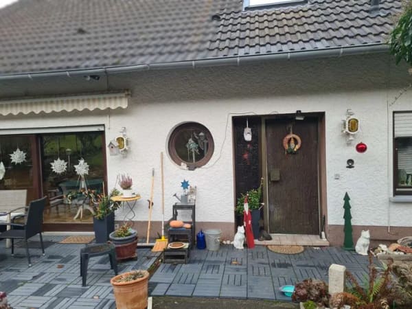 Immobilie in Scheuerfeld - Viel Platz in Scheuerfeld: Großzügiges Einfamilienhaus - Bild 3