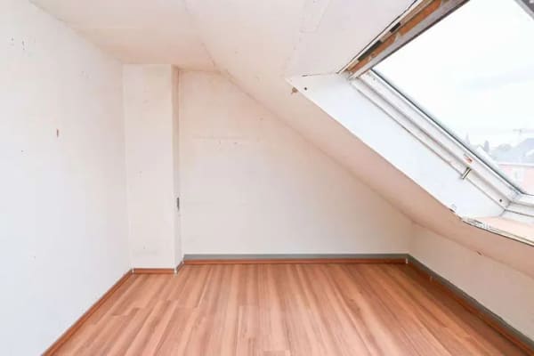 Immobilie in Melle - Melle–Wiehengeb: Sanierungsbedürftiges Einfamilienhaus mit viel Potenzial! - Bild 2