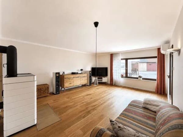 Immobilie in Lichtenau - Einfamilienhaus mit Ökonomiegebäude, Garage und Garten in Lichtenau-Scherzheim - Bild 1