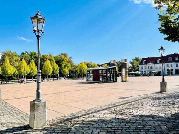 Immobilie in Bernburg - Mitten in Bernburg zuhause! Stadthaus mit Hof, Garten & Potenzial bis ca. 182 m² Wfl. - Bild 1
