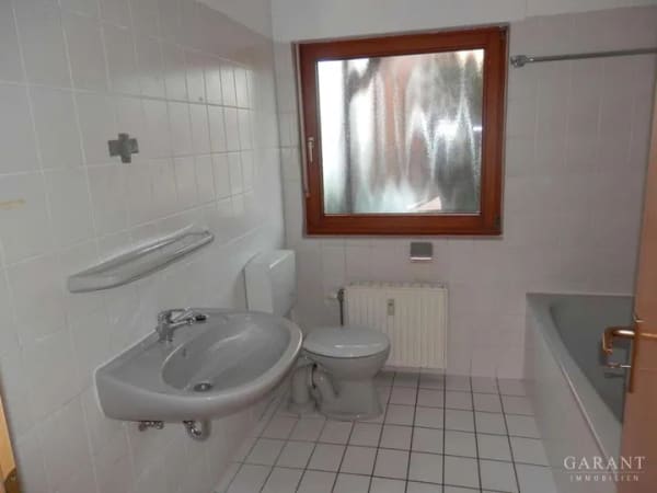 Immobilie in Untermünkheim - TOPP - ca. 111m² - 4,5 Zimmer-Wohnung in verkehrsgünstiger Lage - Bild 3