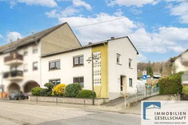 Immobilie in Hillscheid - Ein-Zweifamilienhaus - zur Vermietung oder Eigennutzung - Bild 0