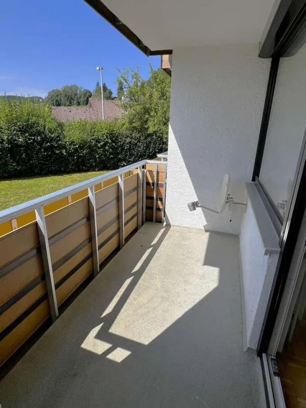 Immobilie in Wiggensbach - Attraktive 4-Zimmer-Wohnung mit drei Südbalkonen und Blick ins Grüne in Wiggensbach - Bild 2