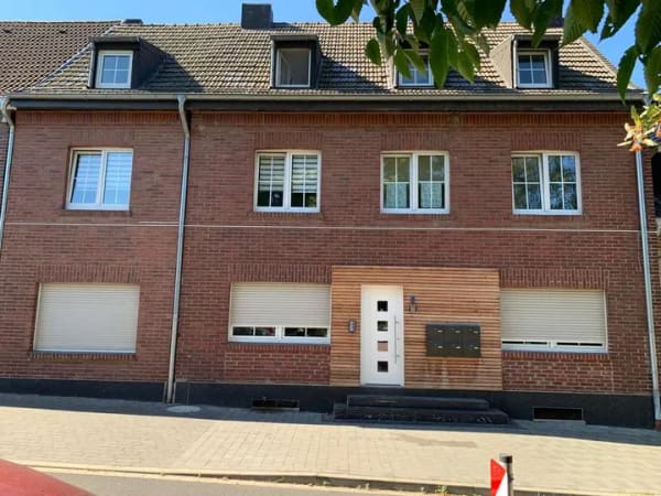 Immobilie in Geilenkirchen - 6 Familienhaus als Kapitalanlage zu verkaufen - Bild 0