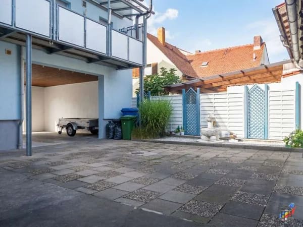 Immobilie in Forst - Mehrgenerationenhaus mit separatem Nebengebäude, Balkon und idyllischem Garten - Bild 1
