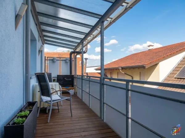 Immobilie in Forst - Mehrgenerationenhaus mit separatem Nebengebäude, Balkon und idyllischem Garten - Bild 4