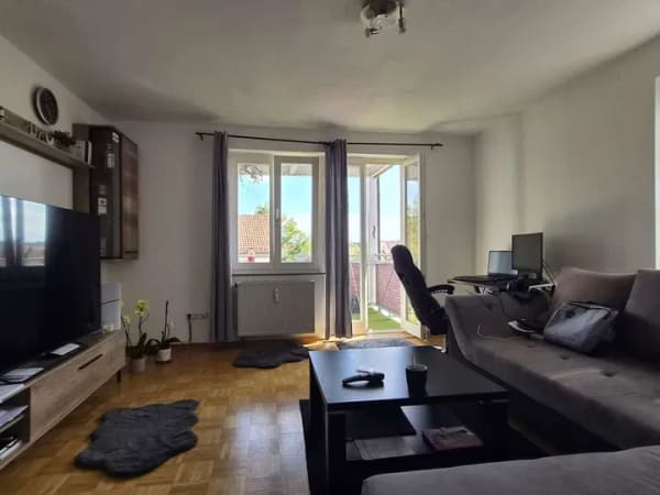 Immobilie in Dinkelsbühl - Vermietete 3-Zimmer-Wohnung mit Südbalkon und attraktivem Renditepotenzial - Bild 3