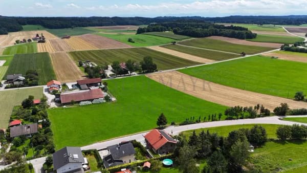 Immobilie in Andechs - VERKAUF: Helles Souterrain-Apartment mit eigener Terrasse! - Bild 1