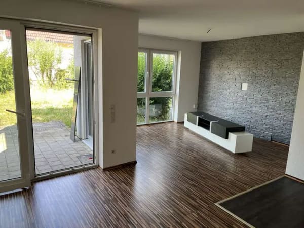 Immobilie in Weingarten (Pfalz) - Wohlfühlen in Weingarten: EG-Wohnung  (2ZKB) zu Verkaufen - Bild 0