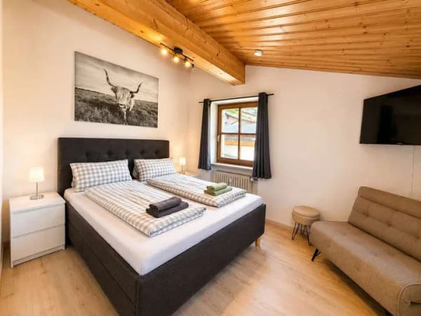 Immobilie in Schönau am Königssee - Charmante möblierte Dachgeschosswohnung mit besonderem Flair - Bild 3