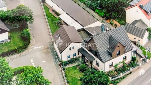 Immobilie in Rohrbach - Traumhaftes Einfamilienhaus mit Einliegerwohnung und großem Grundstück in idyllischer Lage - Bild 1