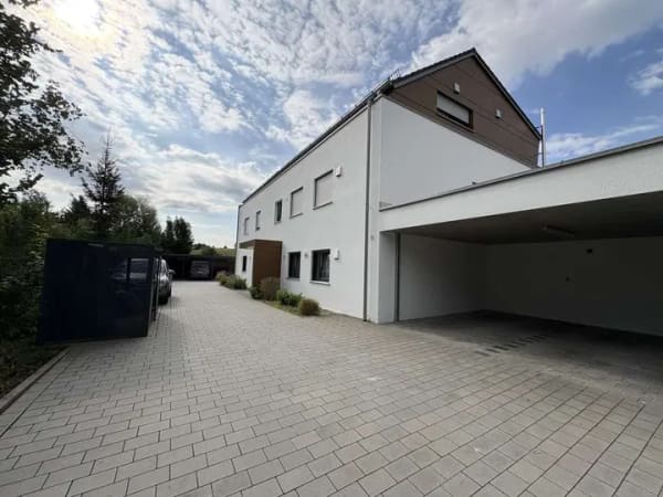 Immobilie in Vilsheim - Vermietete 3-Zimmer Erdgeschosswohnung mit Terrasse und Garten in Vilsheim! - Bild 1