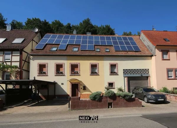 Immobilie in Rinnthal - Sehr gepflegtes Einfamilienhaus mit viel Wohnfläche - Bild 0