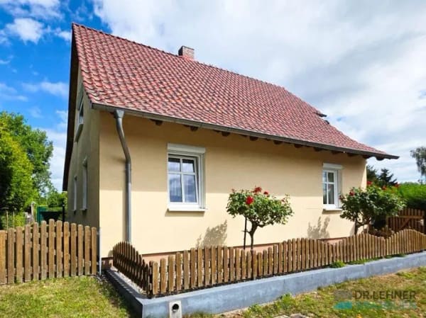 Immobilie in Lassan - Dr. Lehner Immobilien NB- Charmantes Einfamilienhaus am Peene- Strom - Bild 0