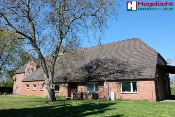 Immobilie in Aurich - Ein charakterstarker Gulfhof sowie ein separates Einfamilienhaus und ein Nebengebäude/Stall - Bild 1