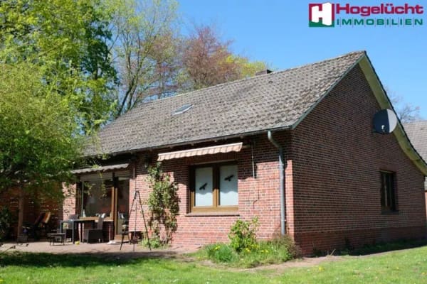 Immobilie in Aurich - Ein charakterstarker Gulfhof sowie ein separates Einfamilienhaus und ein Nebengebäude/Stall - Bild 3