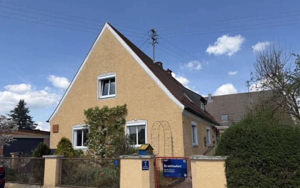 Immobilie in Großaitingen - Liebevoll renoviert mit großem Garten! Natürlich wohnen, entspannt leben ? ideal für Münchenpendler - Bild 0