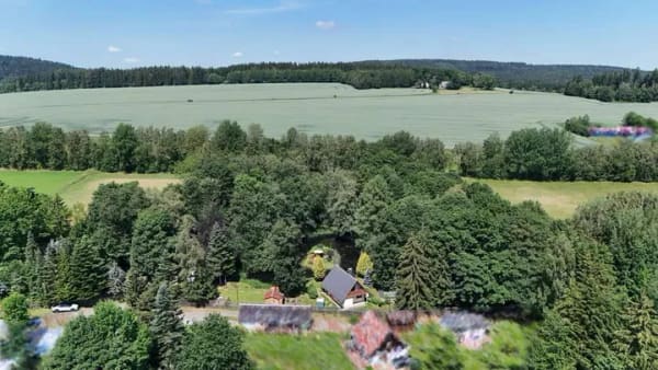 Immobilie in Ehrenfriedersdorf - Traumhaftes Gartengrundstück mit großem Teich & 2 massiven,  schönen Bungalows in Ehrenfriedersdorf - Bild 3