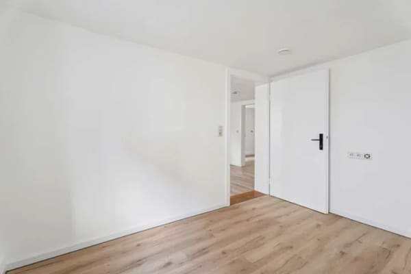 Immobilie in Giengen an der Brenz - Solide Kapitalanlage mit vier Wohneinheiten und nachhaltigem Entwicklungspotenzial - Bild 3