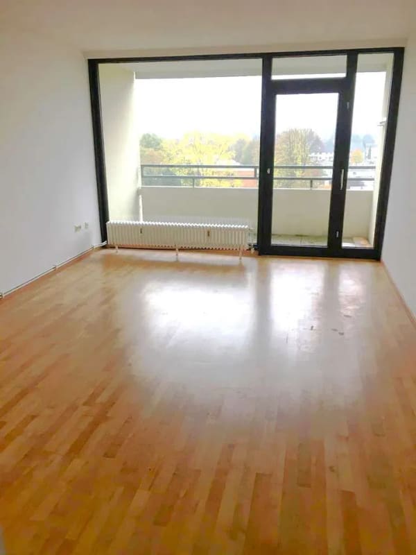 Immobilie in Hannover - Bemerode, 2 vermietete Wohnungen im Paket!  1-Zi., 34 m² u. 3-Zi., 71 m² + Stellpl., Balkon + Aufzug - Bild 0