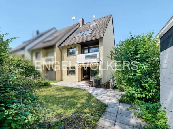 Immobilie in Bad Homburg vor der Höhe - Großzügiges Reihenendhaus mit großem Potenzial in Top Lage - Bild 0