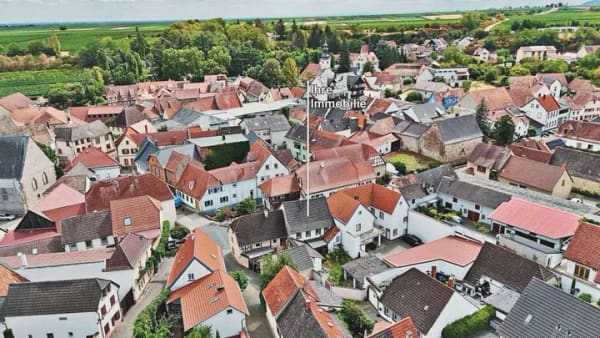 Immobilie in Großkarlbach - Wohnen im historischen Ortskern von Großkarlbach - Bild 0