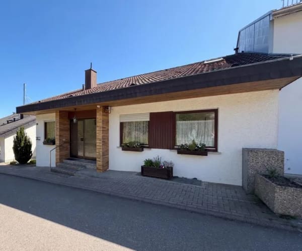 Immobilie in Ostelsheim - Reihenhaus in Ostelsheim - Bild 0
