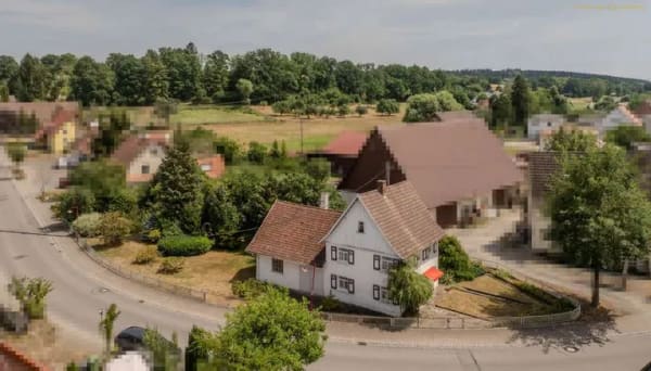 Immobilie in Hohentengen - Wohnhaus mit "Alter Schmiede"– ein außergewöhnliches Objekt mit Charakter und Entwicklungspotenzial - Bild 0