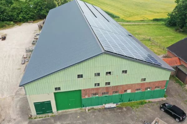Immobilie in Volsemenhusen - Resthof mit ca. 22.000 m² Grundstück, großer Halle, Pferdeboxen & PV-Anlagen - Bild 4