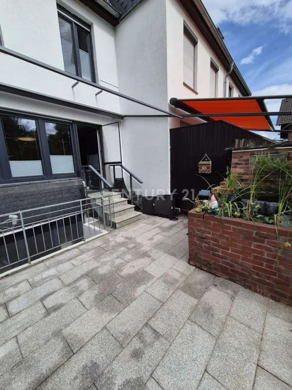 Immobilie in Wesseling - Familientraum in Keldenich – gepflegtes Reihenhaus mit Südwestgarten & moderner Energietechnik - Bild 2