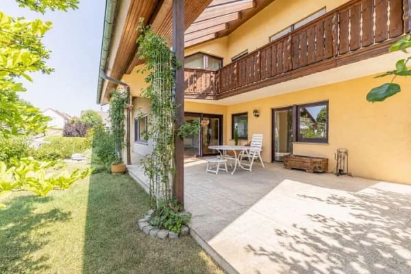 Immobilie in Bretten - Attraktives Wohnhaus mit zwei großzügigen Wohneinheiten in Gölshausen - Bild 2