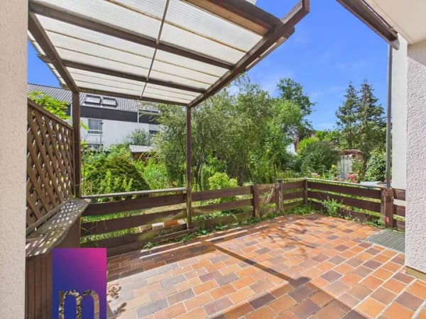 Immobilie in Neuhausen auf den Fildern - RMH in ruhiger & fam.-freundlicher Lage mit tollem Garten, großem Platzangebot & Ausbaupotenzial - Bild 2