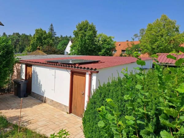 Immobilie in Spardorf - Doppelhaushälfte mit Garten und 2 Garagen und 1 Carport - Bild 4