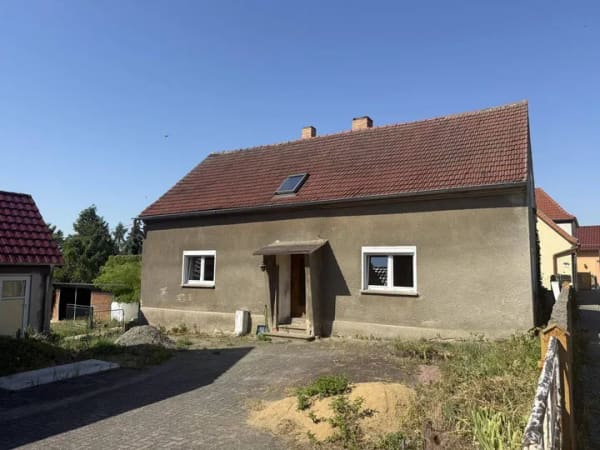 Immobilie in Hohenleipisch - Großzügiges Grundstück mit Einfamilienhaus, ausgebautem Nebengebäude und Garage - Bild 3