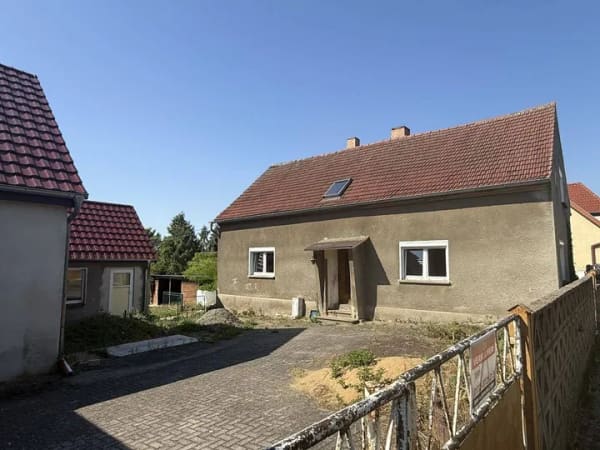 Immobilie in Hohenleipisch - Großzügiges Grundstück mit Einfamilienhaus, ausgebautem Nebengebäude und Garage - Bild 4