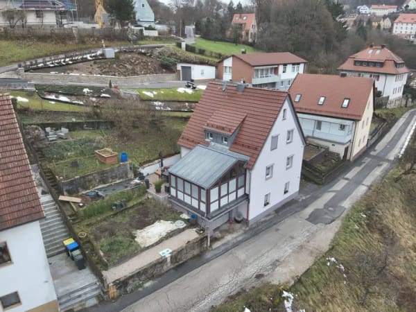 Immobilie in Egloffstein - Bringen Sie ihre Koffer gleich mit - Bild 4