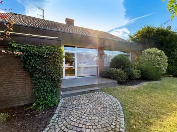 Immobilie in Sendenhorst - Großzügiges Einfamilienhaus mit besonderem Wohncharakter in Sendenhorst-Albersloh! - Bild 0