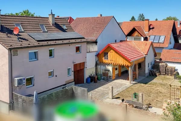 Immobilie in Wörth am Rhein - Wörth: Modernisiertes EFH mit Garten und Nebengebäude - Bild 0