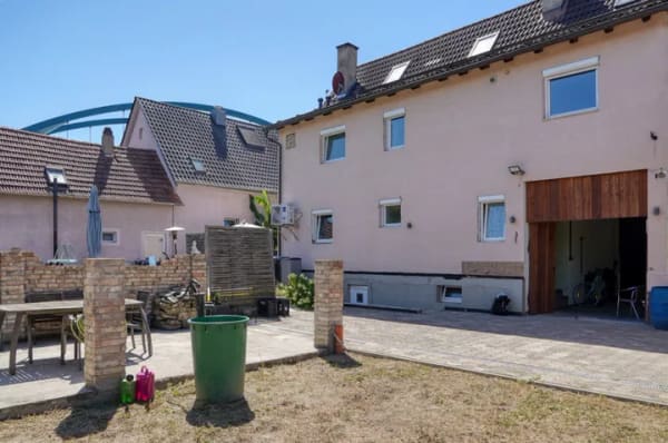Immobilie in Wörth am Rhein - Wörth: Modernisiertes EFH mit Garten und Nebengebäude - Bild 2