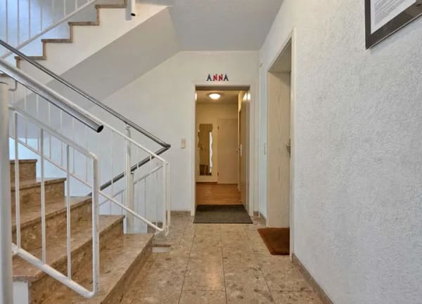 Immobilie in Zinnowitz - Insel-Domizil in begehrter Glienberglage: Attraktive Erdgeschosswohnung mit großzügigem Eckbalkon - Bild 2