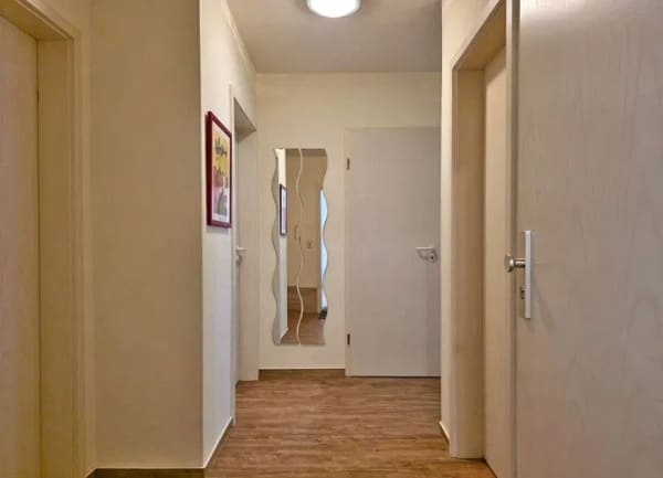 Immobilie in Zinnowitz - Insel-Domizil in begehrter Glienberglage: Attraktive Erdgeschosswohnung mit großzügigem Eckbalkon - Bild 3