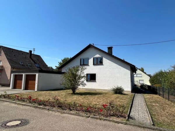 Immobilie in Zaberfeld - Großzügiges Zweifamilienhaus mit umfangreichen Erneuerungen in ruhiger Lage von Zaberfeld-Ochsenburg - Bild 0