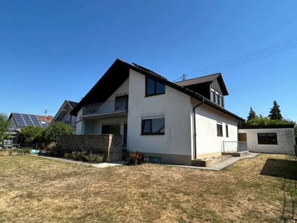 Immobilie in Zaberfeld - Großzügiges Zweifamilienhaus mit umfangreichen Erneuerungen in ruhiger Lage von Zaberfeld-Ochsenburg - Bild 2