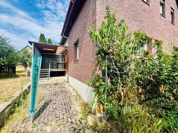 Immobilie in Holzgerlingen - Aus Alt mach Traumhaus – Zweifamilienhaus mit Scheune, Garage, Carport & jede Menge Möglichkeiten - Bild 3