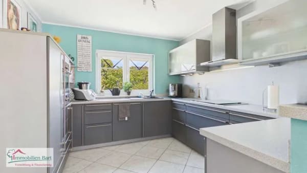 Immobilie in Kastel-Staadt - KASTEL-STAADT: BUNGALOW MIT 2 GARAGEN UND GARTEN IN TOP WOHNLAGE - Bild 3