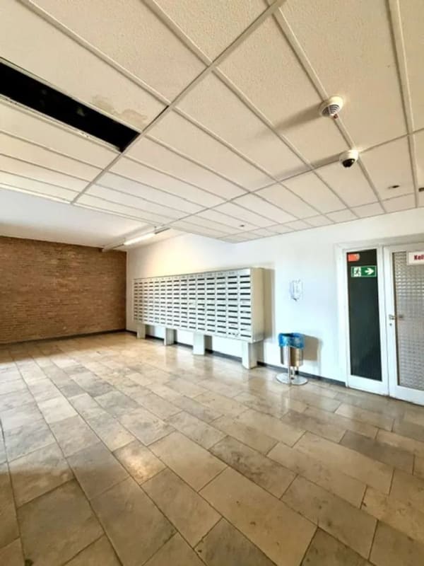 Immobilie in Neuss - Gepflegtes 1-Zimmer-Apartment mit Loggia und Panoramablick – möbliert und kurzfristig verfügbar! - Bild 3