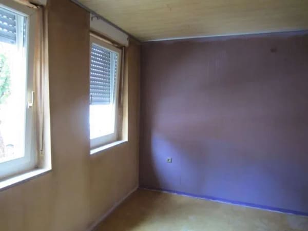 Immobilie in Mühlacker - Mühlacker schöne Altbau Wohung 60qm, leer, mit  Garage u Lager 40qm  - Bild 2