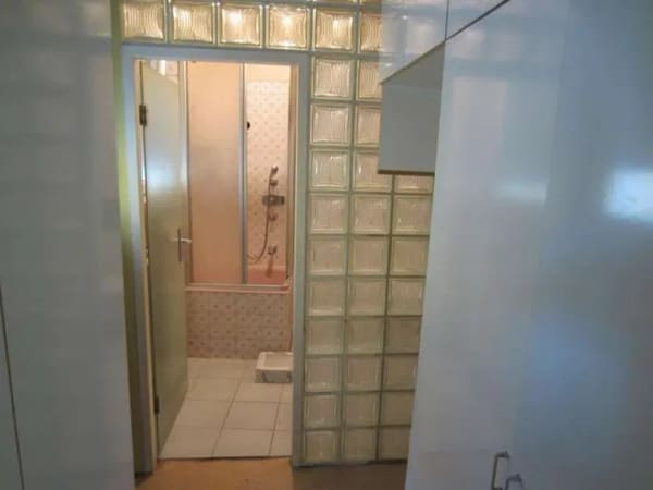 Immobilie in Mühlacker - Mühlacker schöne Altbau Wohung 60qm, leer, mit  Garage u Lager 40qm  - Bild 3