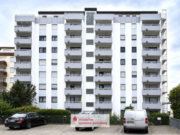 Immobilie in Oftersheim - Gepflegte Wohnung mit Aufzug, Loggia und Stellplatz in Ofterheim - Bild 0